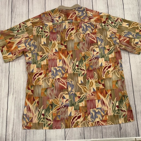 TORI RICHARD of HONOLULU Men's Multicolor Patterned Shirt/size 2XL - Picture 2 of 8